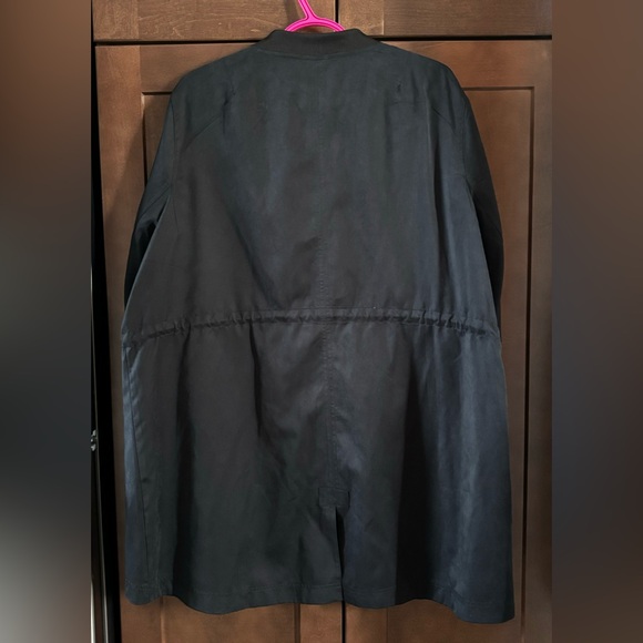 Plus size jacket - Picture 3 of 4